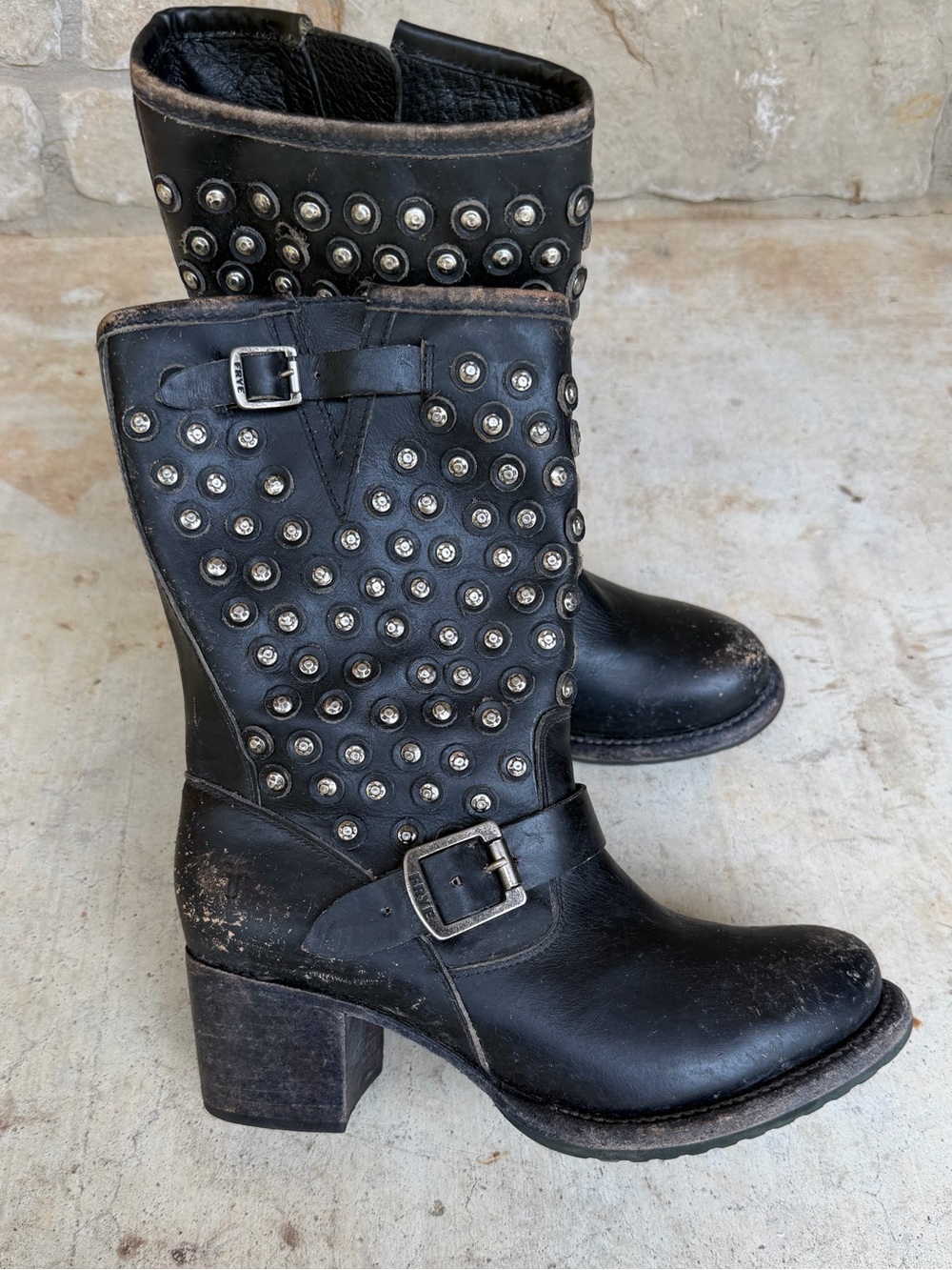Frye 8.5 Studded Boots Luke new with box